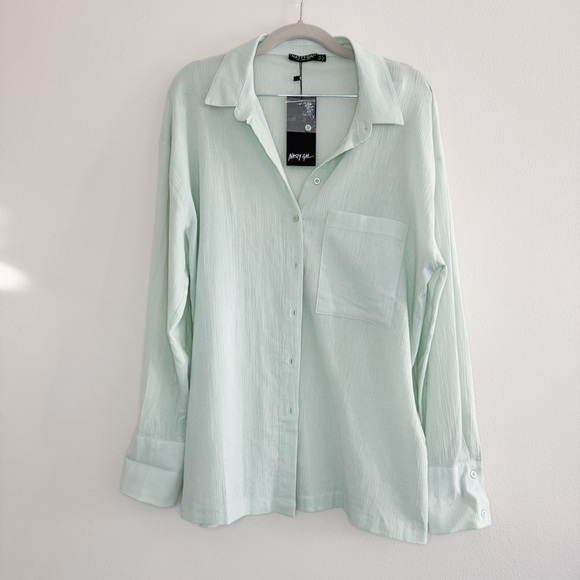 NWT Nasty gal Crinkle Oversized Cover - Picture 2 of 8